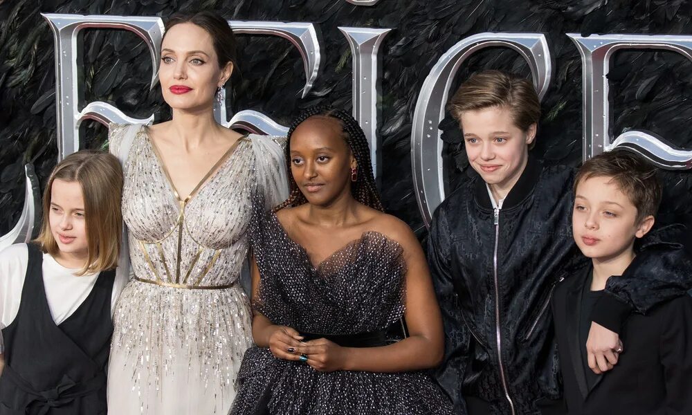 дочь брэда и джоли сейчас. дочка джоли и питта шайло 2022. дочь анджелины джоли и брэда питта шайло 2021. дочь джоли шайло 2022. дочь брэда и джоли сейчас.