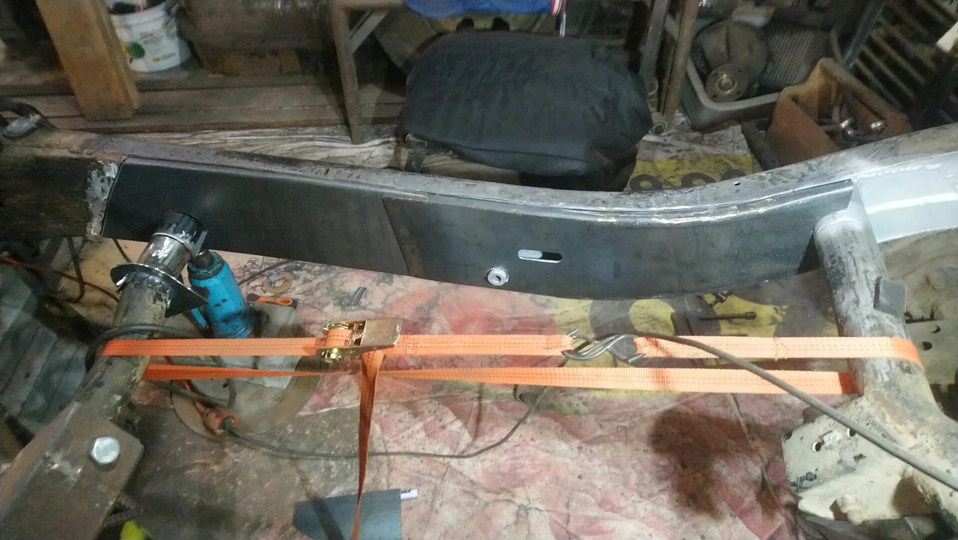 Ремонт рамы ч. 4 приварка и становка на место - Nissan Navara (2G), 2,5 л, 2006 