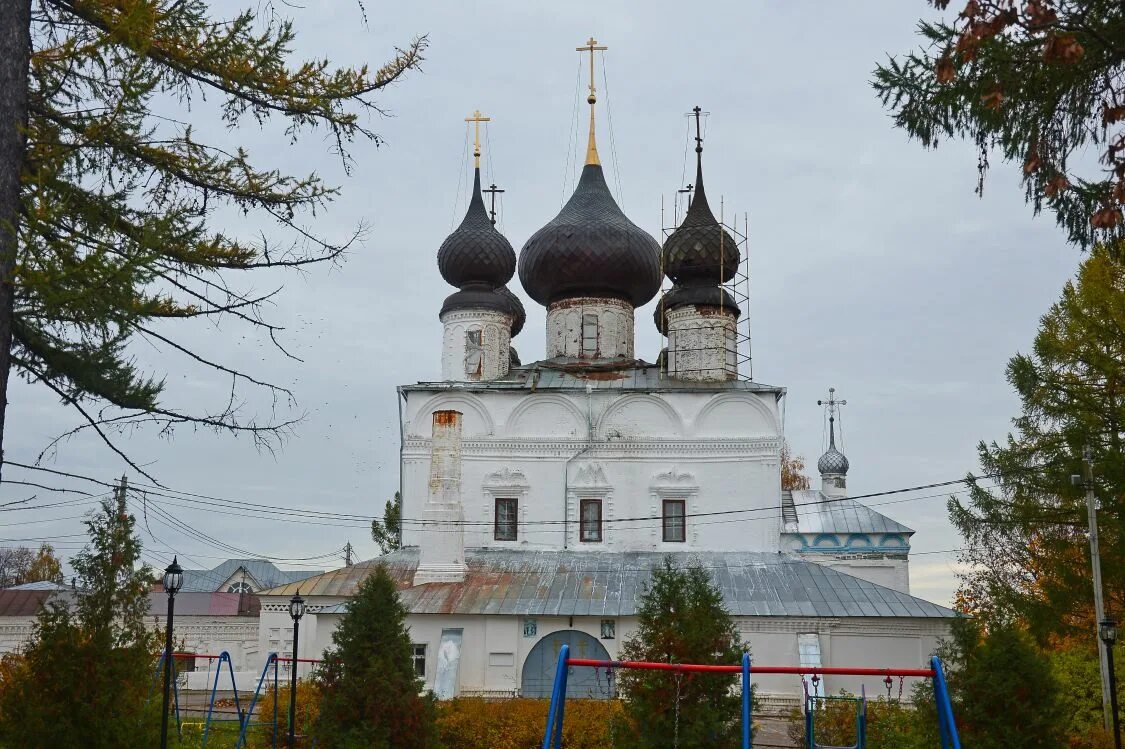 Воскресенский храм в Лухе. П.Лух Воскресенская Церковь. Лух Ивановская область храмы. Храмовый ансамбль посёлка Лух. Погода в лухском районе ивановской