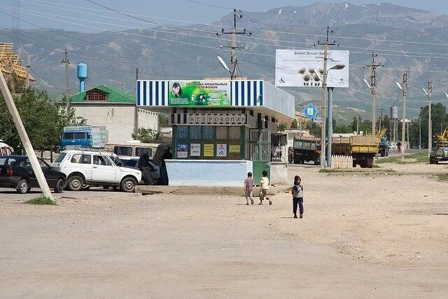 Прогноз в кулябе на 10 дней точный. Город Куляб Таджикистан. Таджикистан город Куляб улицы. Пагода Таджикистана Куляб. Автовокзал Куляб Таджикистан.