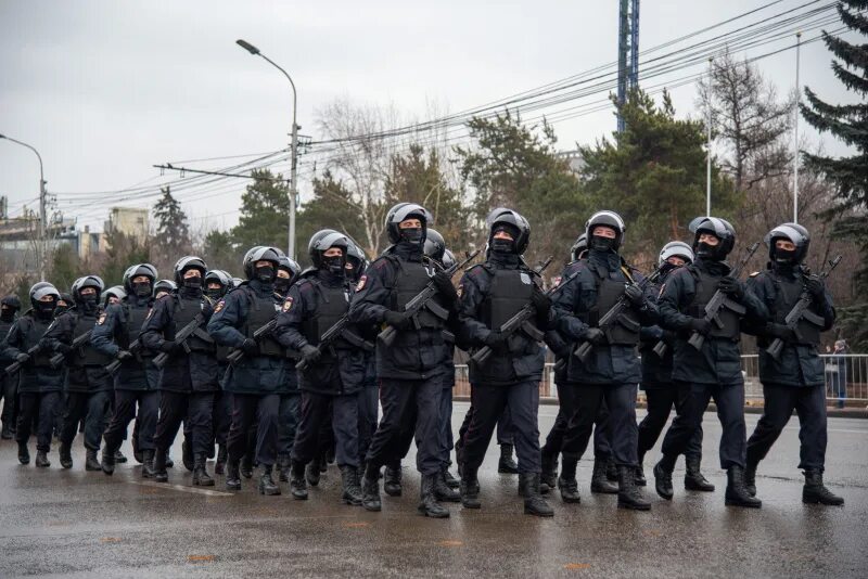 Митинг в красноярске. Митинг оцепление Красноярск. Митинг Красноярск январь 2021. Красноярск митинг 31 января.