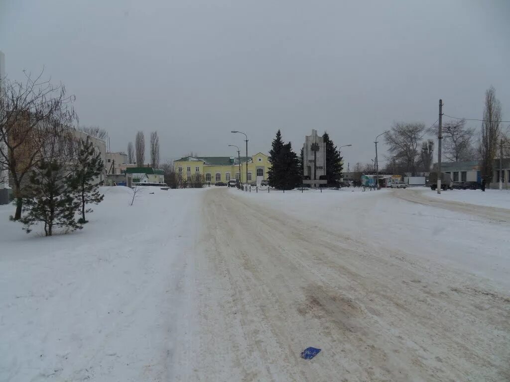 Березовка волгоградская область новоаннинский район. Новоа́ннинский Волгоградская обл.. Новоаннинский Волгоградская. Новоаннинский станция Филоново. Площадь города Новоаннинский.