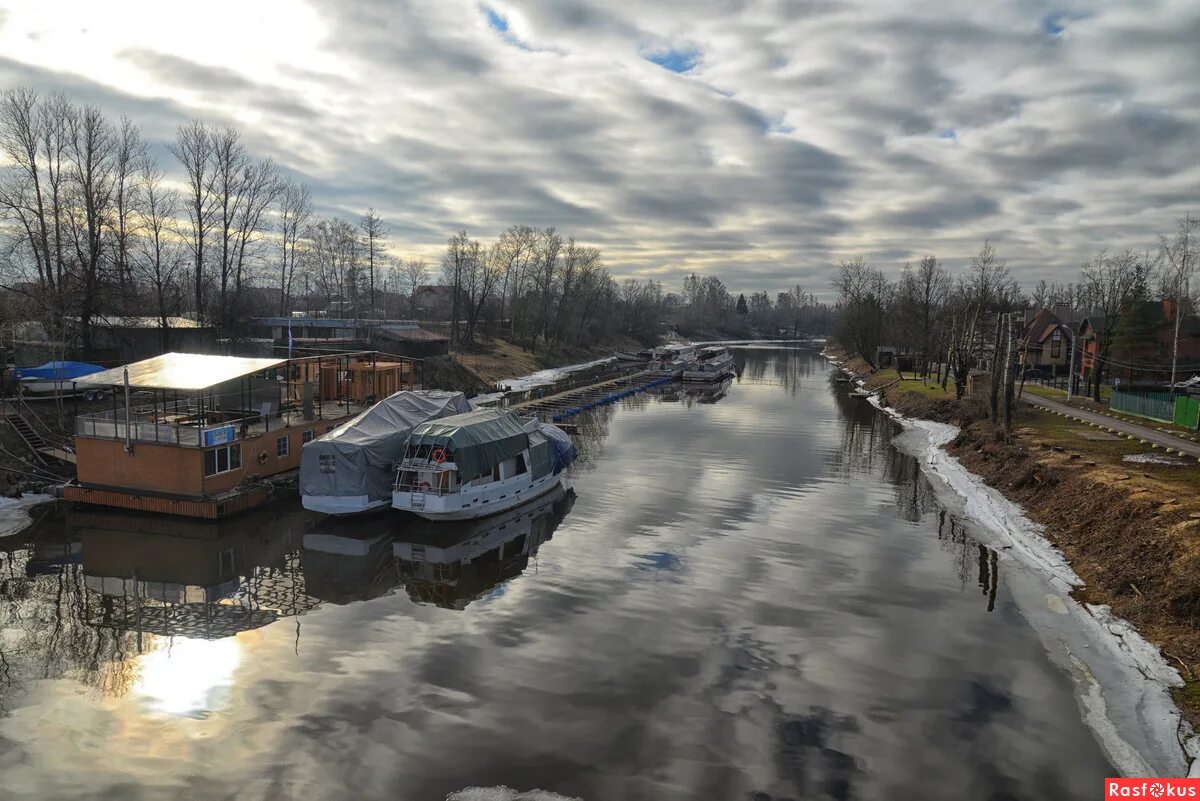 Прогноз погоды в усть ижоре спб. Церковь святого благоверного князя александра невского усть-ижора. Поселок усть ижора. Усть ижора санкт-петербург. Храм святого благоверного князя александра невского в ижоре.