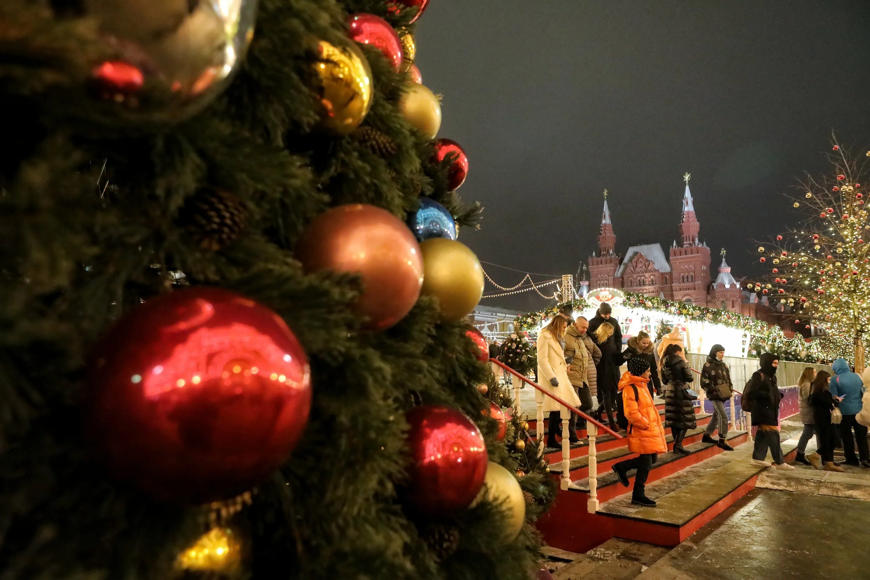 Новогодняя Москва. Новогодняя Москва 2022. Новогоднее путешествие. Празднование нового года в России. Новый год в россии по областям