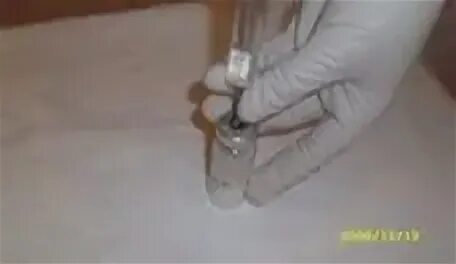 Как набрать духи из флакона. Набор из ампулы в шприц. Набирание шприцом лекарств из ампул и флаконов. Набор лекарственного средства из ампулы в шприц. Набор из флакона в шприц.