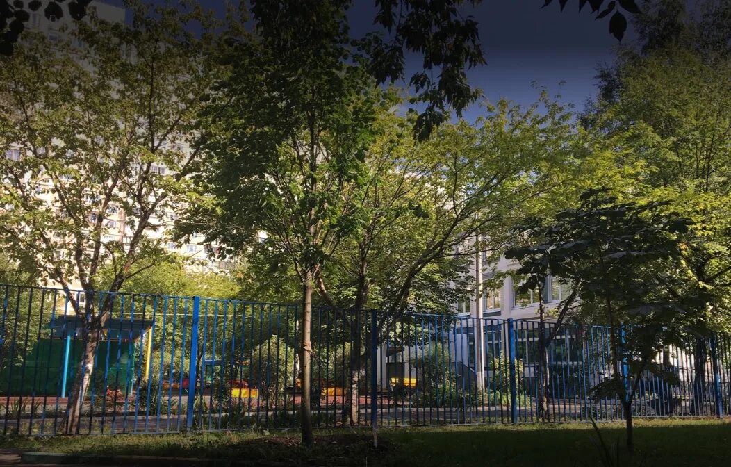 Детский сад рублевское шоссе. Пермяковский детский сад рублевка. Детский сад рублевское шоссе. Космокидс детский сад. Французский детский сад на рублевке.