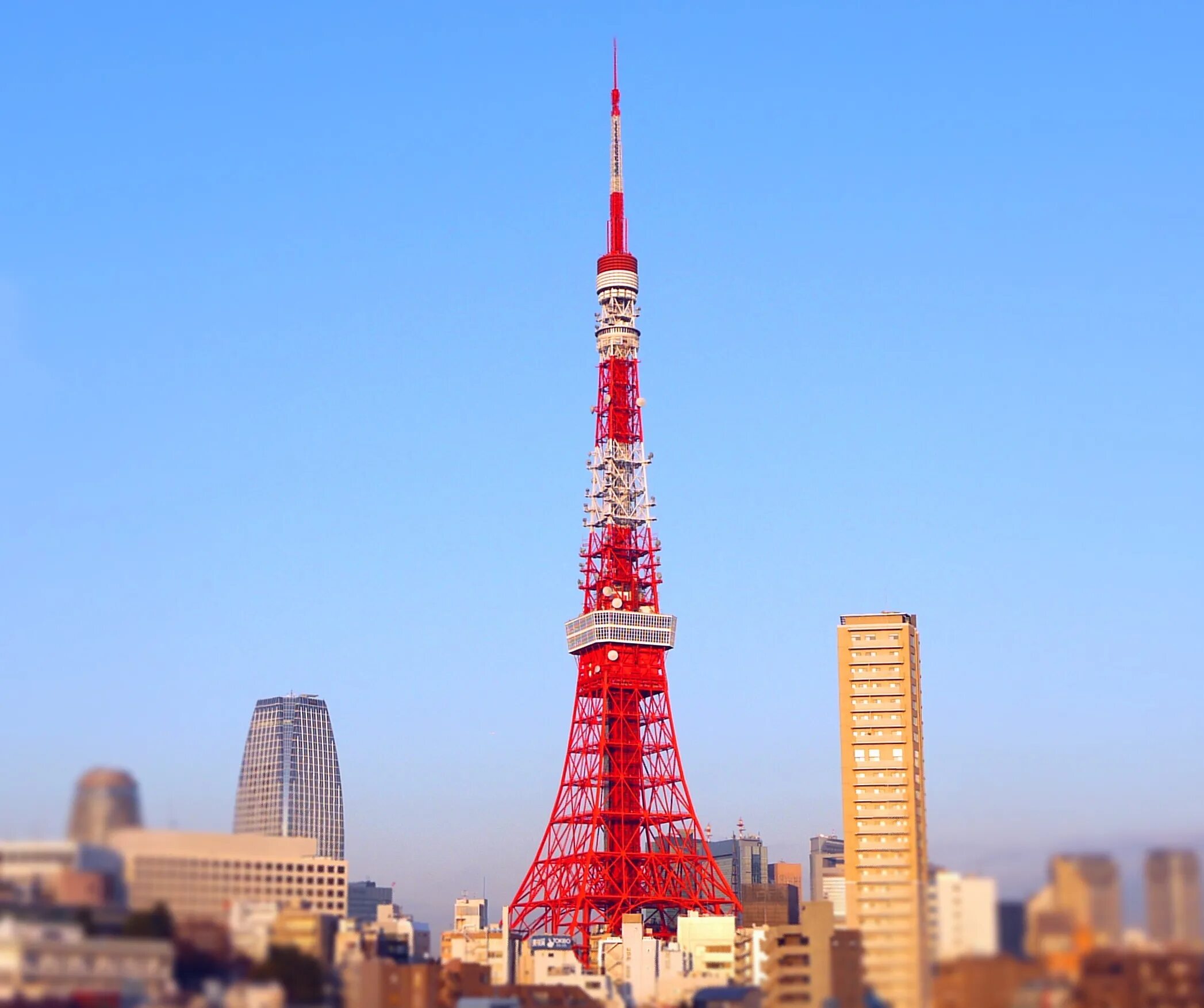 Плавный башня. Телебашня Токио. Токио Тауэр башня. Япония Токийская телебашня. Телевизионная башня Токио Япония.