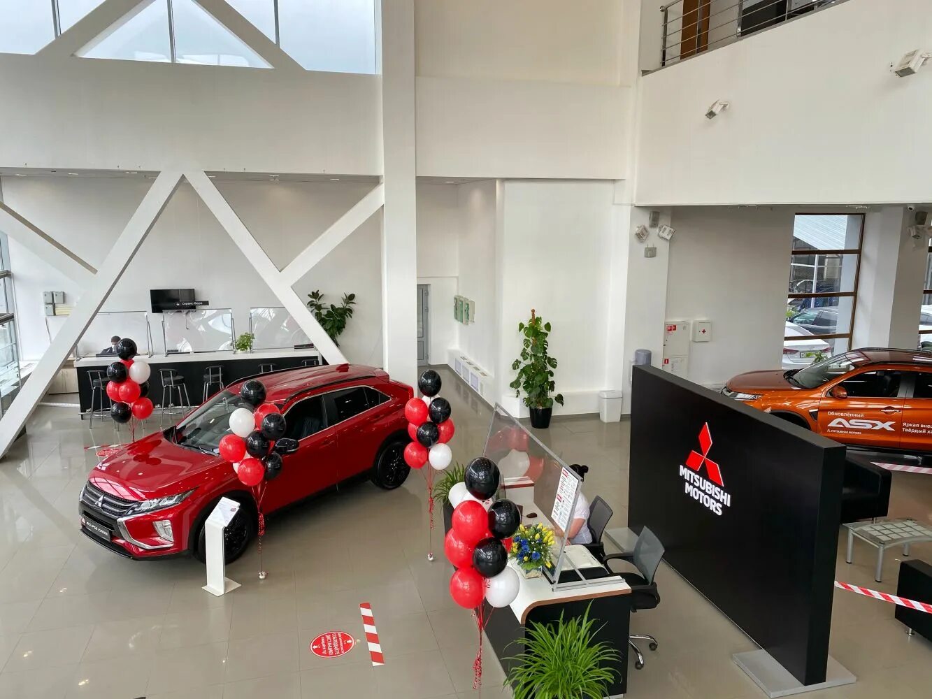 Нижегородец нижний новгород. Geely нижегородец ногинск. Нижегородец автосалон ногинск. Geely нижегородец ногинск. Джили атлас в автосалоне.