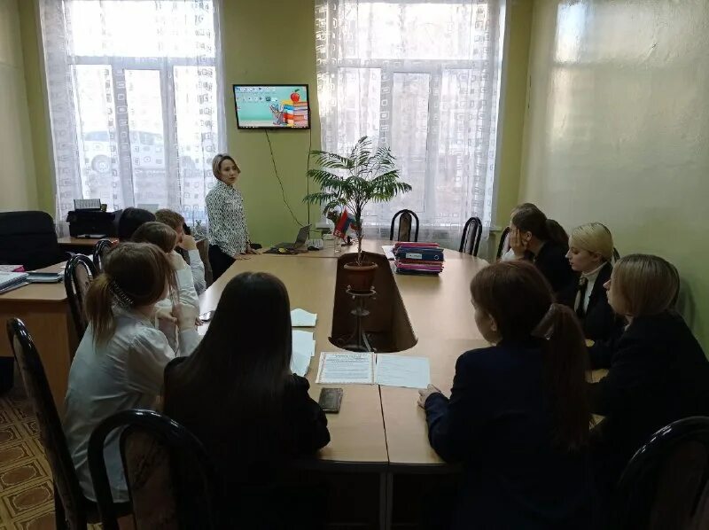 Воткинский медицинский колледж. Мбоу сош 7 ст удобная. Муниципальный координатор движение первых. Муниципальный координатор рддм. 1788 петлякова.