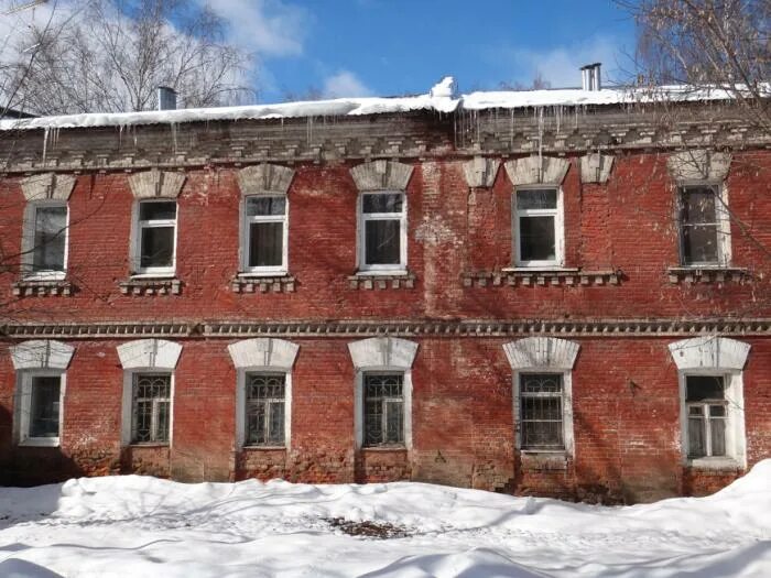 Общежития в пушкине. Суконная фабрика Дюпюи. Фабрика Дюпюи в городе Пушкино. Пушкино Текстильщиков. Общежитие швейной фабрики.