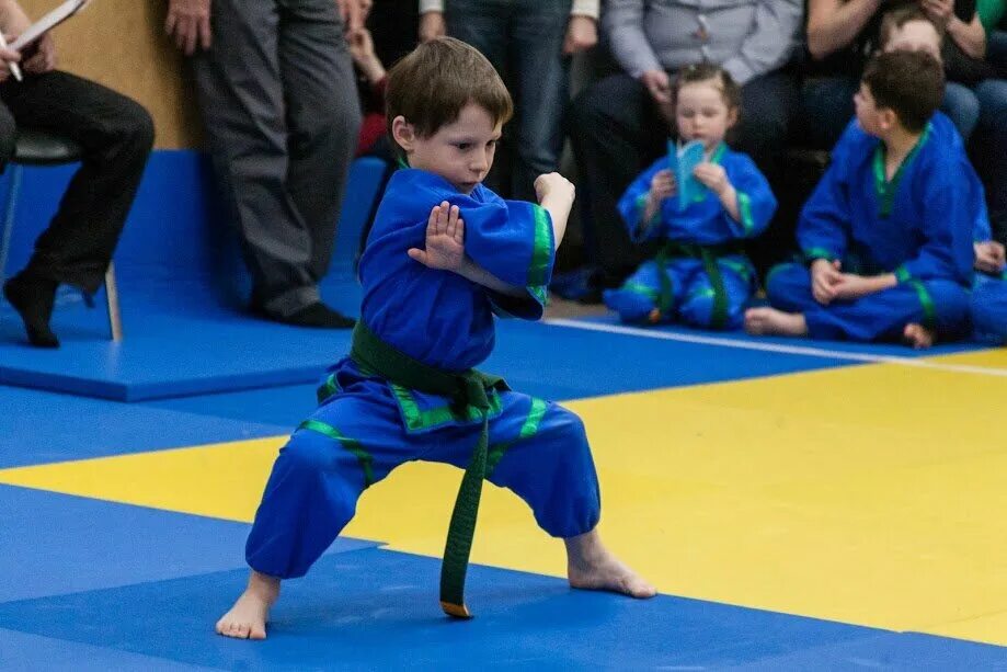 юность томск. омутинское спортшкола. спортивные секции для девочек 10 лет серпухов. ближайшая спортивная секция спортивная гимнастика. секции в томске для детей.