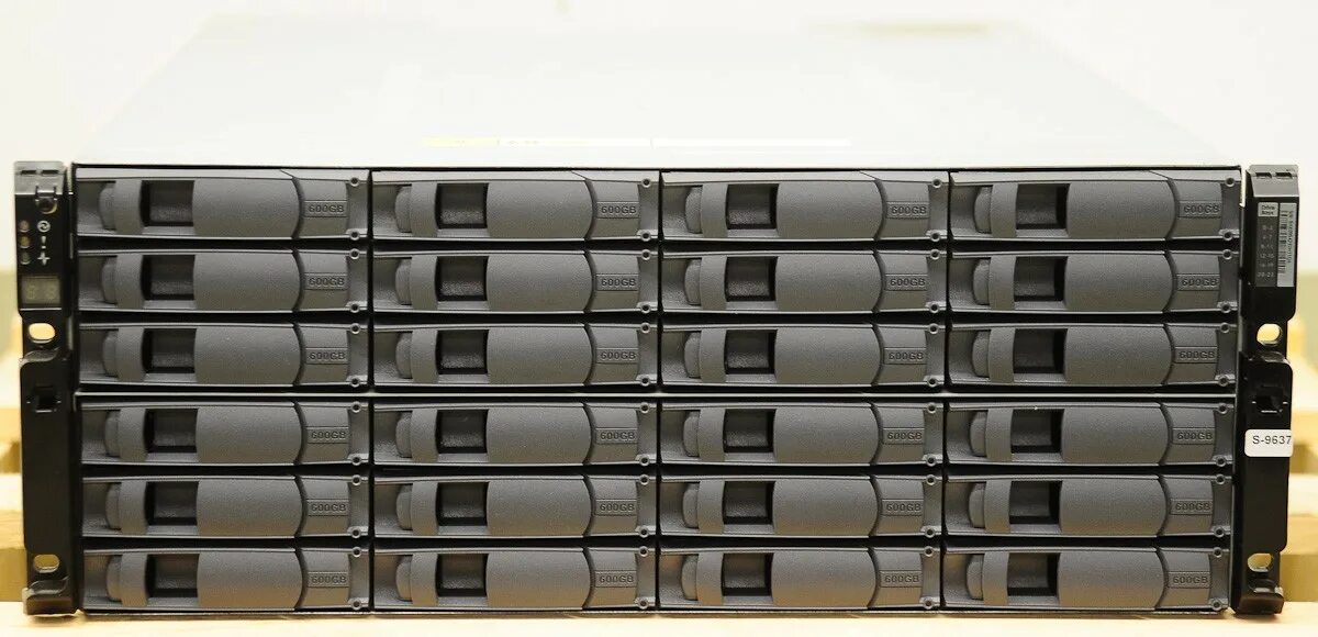 NETAPP ds4243. Дисковая полка NETAPP. Дисковый массив NETAPP 3020c. Ds4243. Ends contact