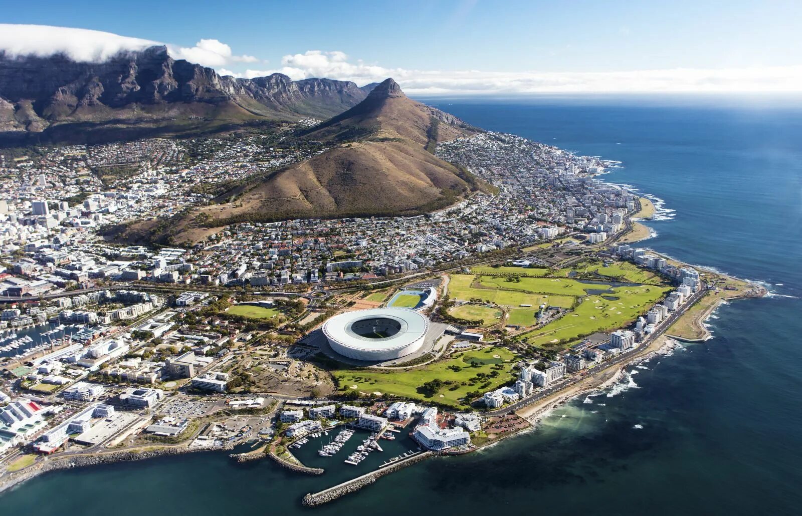 Красивая страна африки. Кейптаун, Южная Африка. ЮАР город Кейптаун. Кейптаун, Южная Африка Кейптаун, Южная Африка. Кейптаун ЮАР столовая гора и мыс доброй надежды.