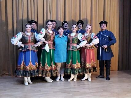 Ансамбль села красный зелим