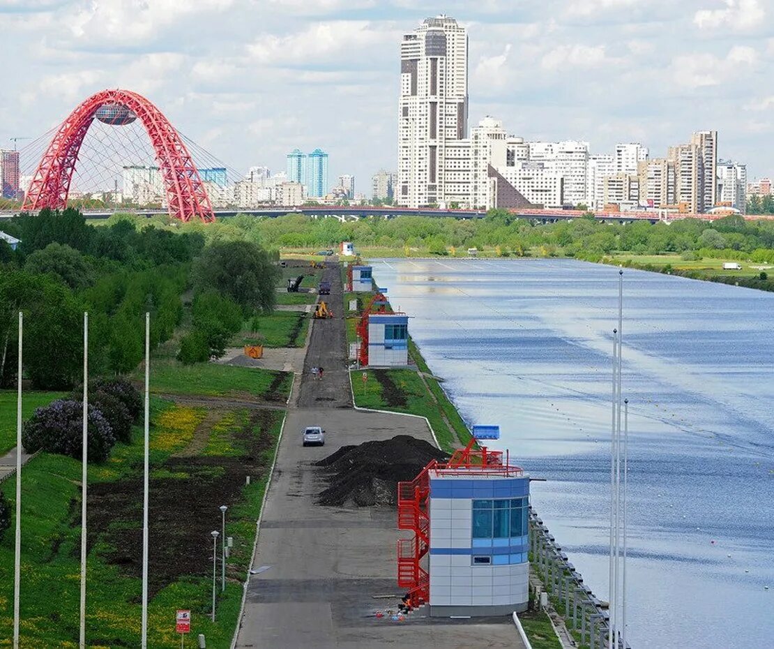 Парк Крылатские холмы гребной канал. Гребной канал в Москве Крылатское. Грибной канал Крылатское. Гребной канал Строгино.