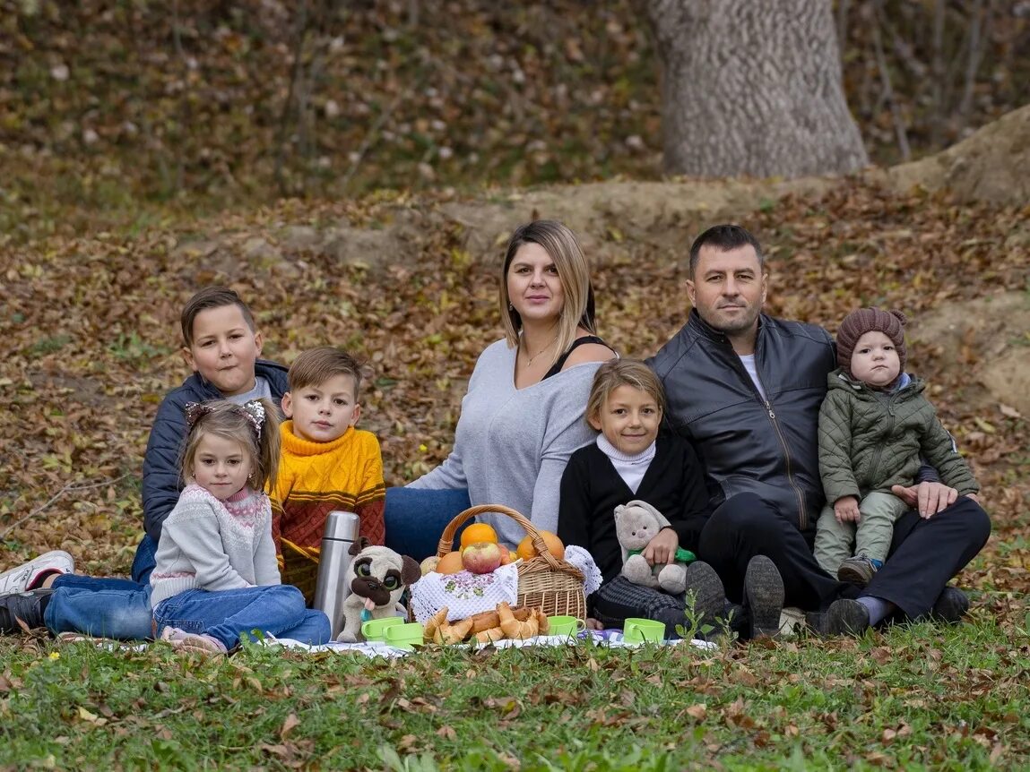 Многодетные семьи Севастополя. Многодетная семья в Крыму. Многодетные семьи РИА. Семья Севастополь. Год семьи севастополь