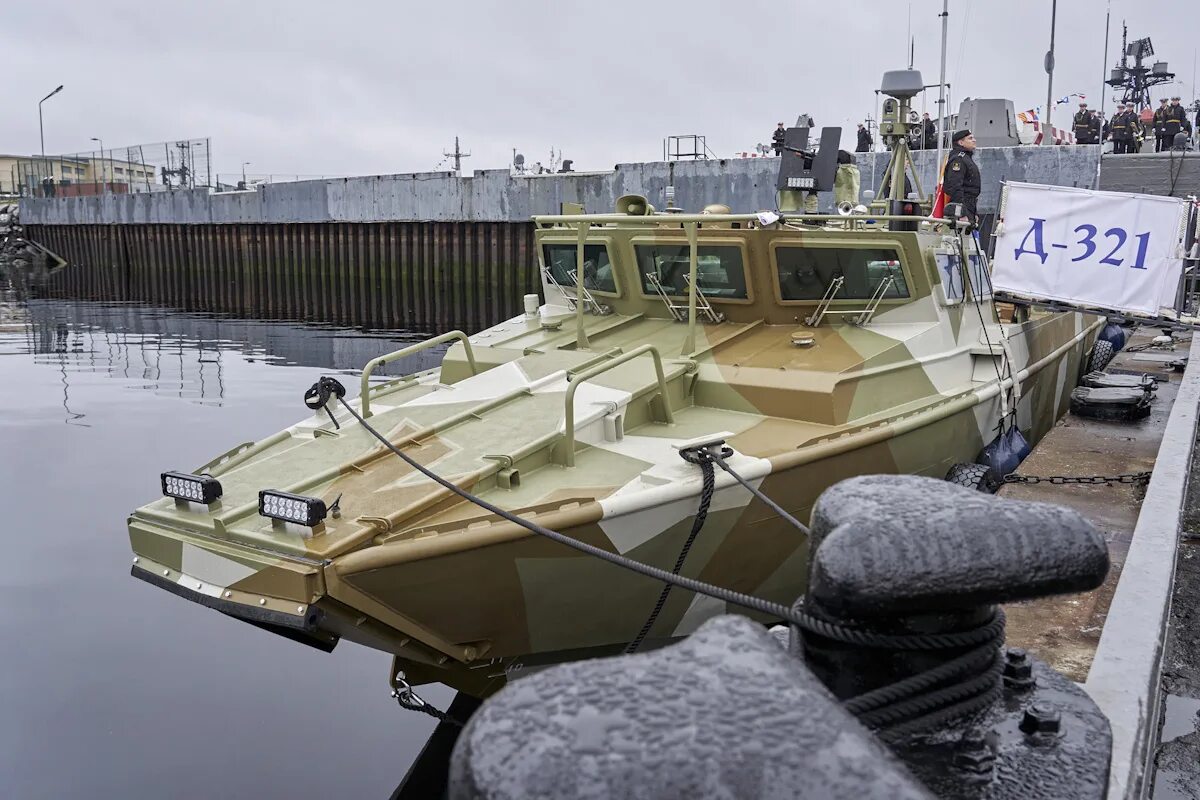 Десантный катер БК-16. Боевой катер БК-16. БК-16 водолазный катер. Высокоскоростные катера БК-16.