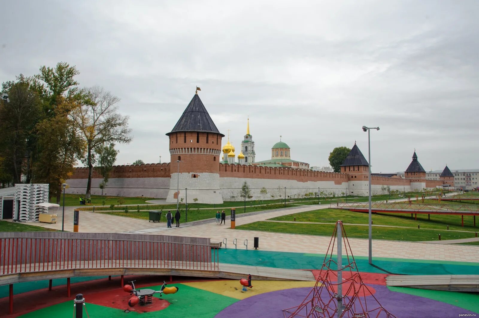 Кремлевский тула. Тульский Кремль Тула. Тульский Кремль набережная Тулы. Казанская набережная Тула. Тула Кремль Казанская набережная.