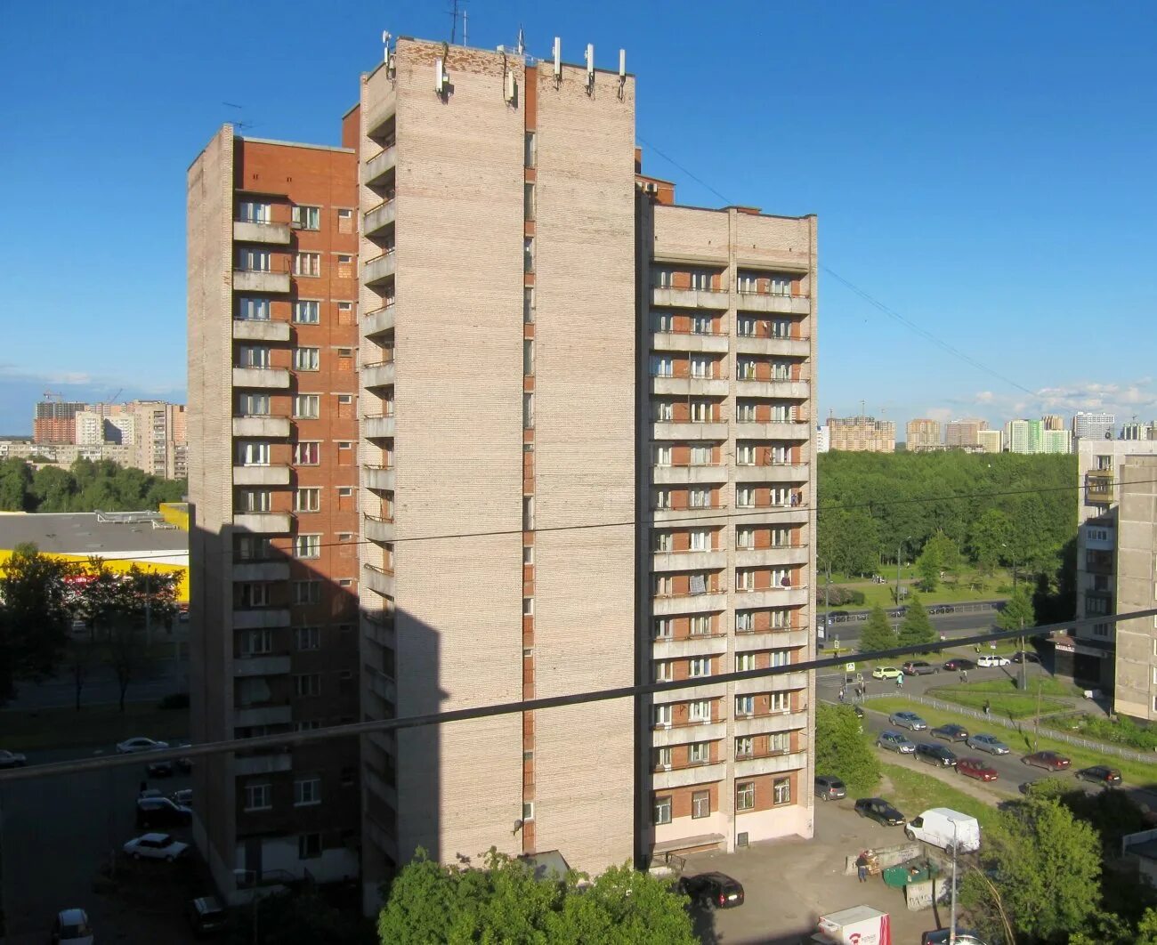 Большевиков 13к2. 13. Большевистская 13. , д. Большевистская 13.