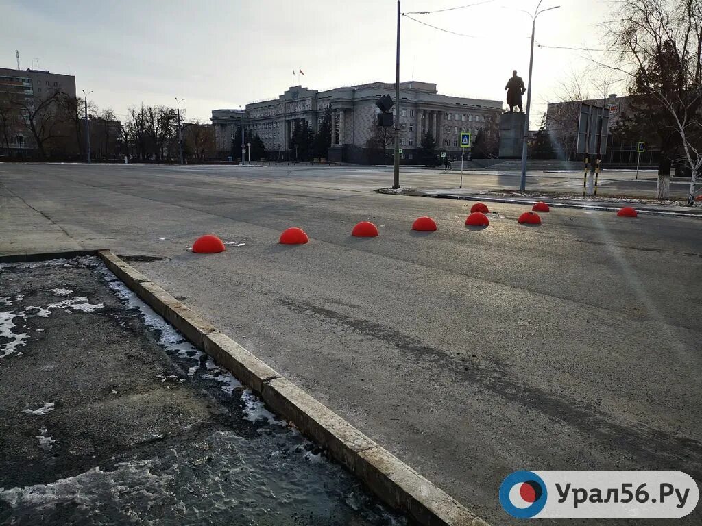 Площадь им Ленина Оренбург. Площадь им Ленина Оренбург фото. Почему закрыли проспект