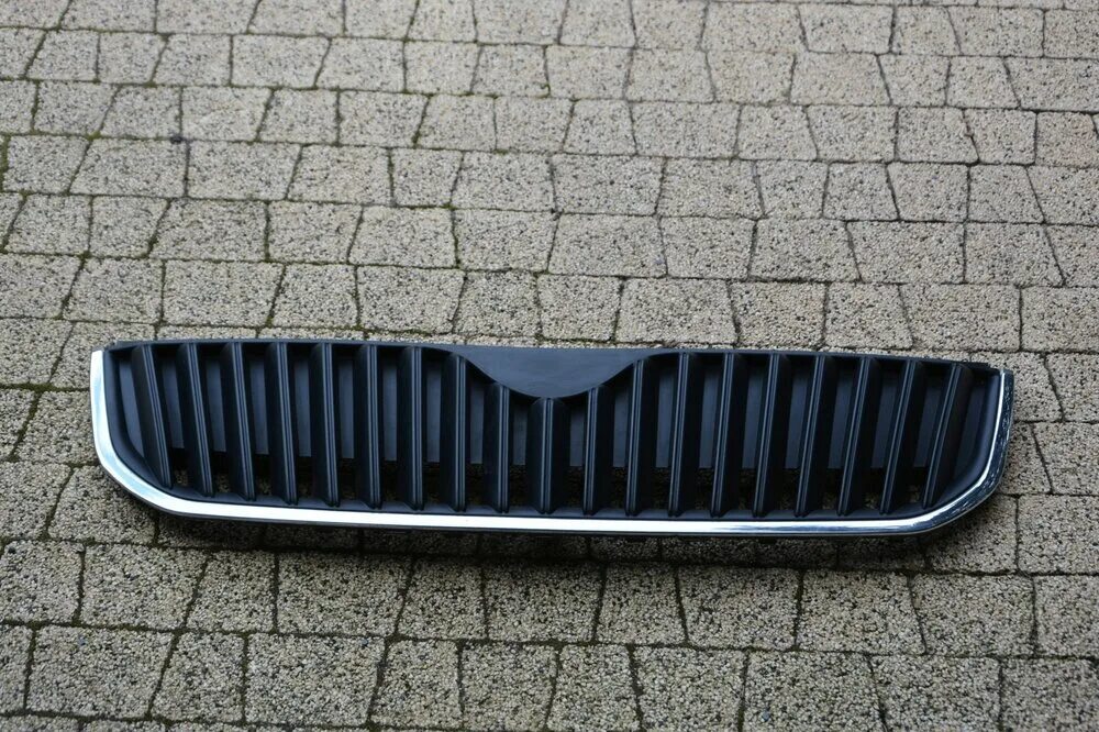 Как называется решетка радиатора. Как называется решетка радиатора. Oem3103 решетка радиатора. Решётка радиатора ауди а4 б7 тюнинговая. Решетка радиаторная шкода суперб 2.