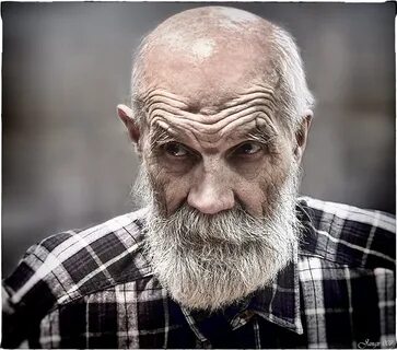 Кто же это дед