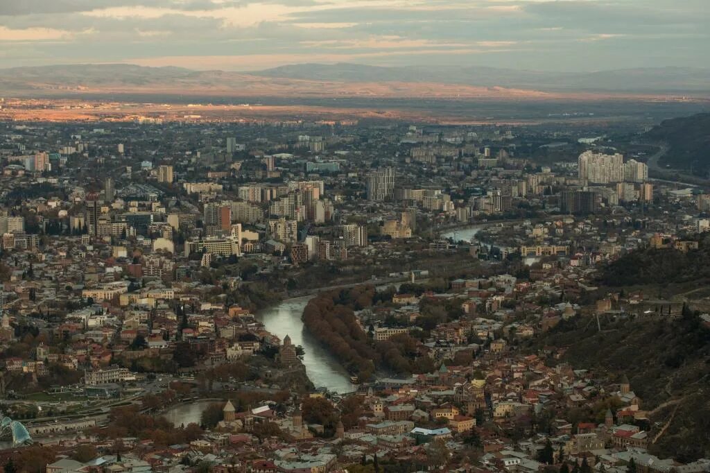 Грузия время с москвой. Georgia time.
