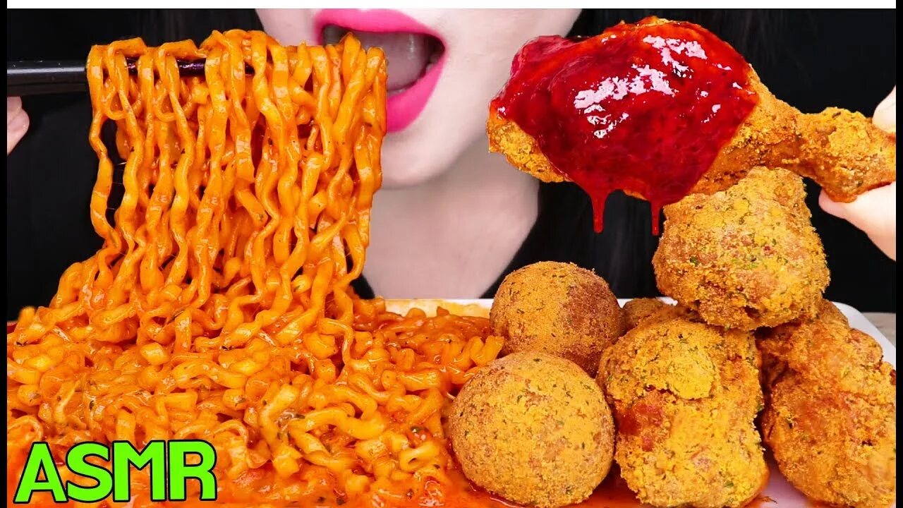 Песня курица сыр. Лапша Чииз. Cheesy Spicy Fire Noodles. Фаер лапша. Spicy Fried Chicken Noodle.