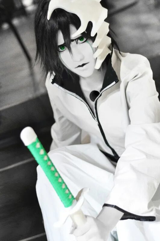 Bleach cosplay. Улькиорра Шиффер. Улькиорра Шиффер косплей. Улькиорра Блич. Улькиорра косплей.