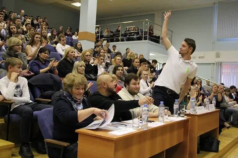 Академия сходня