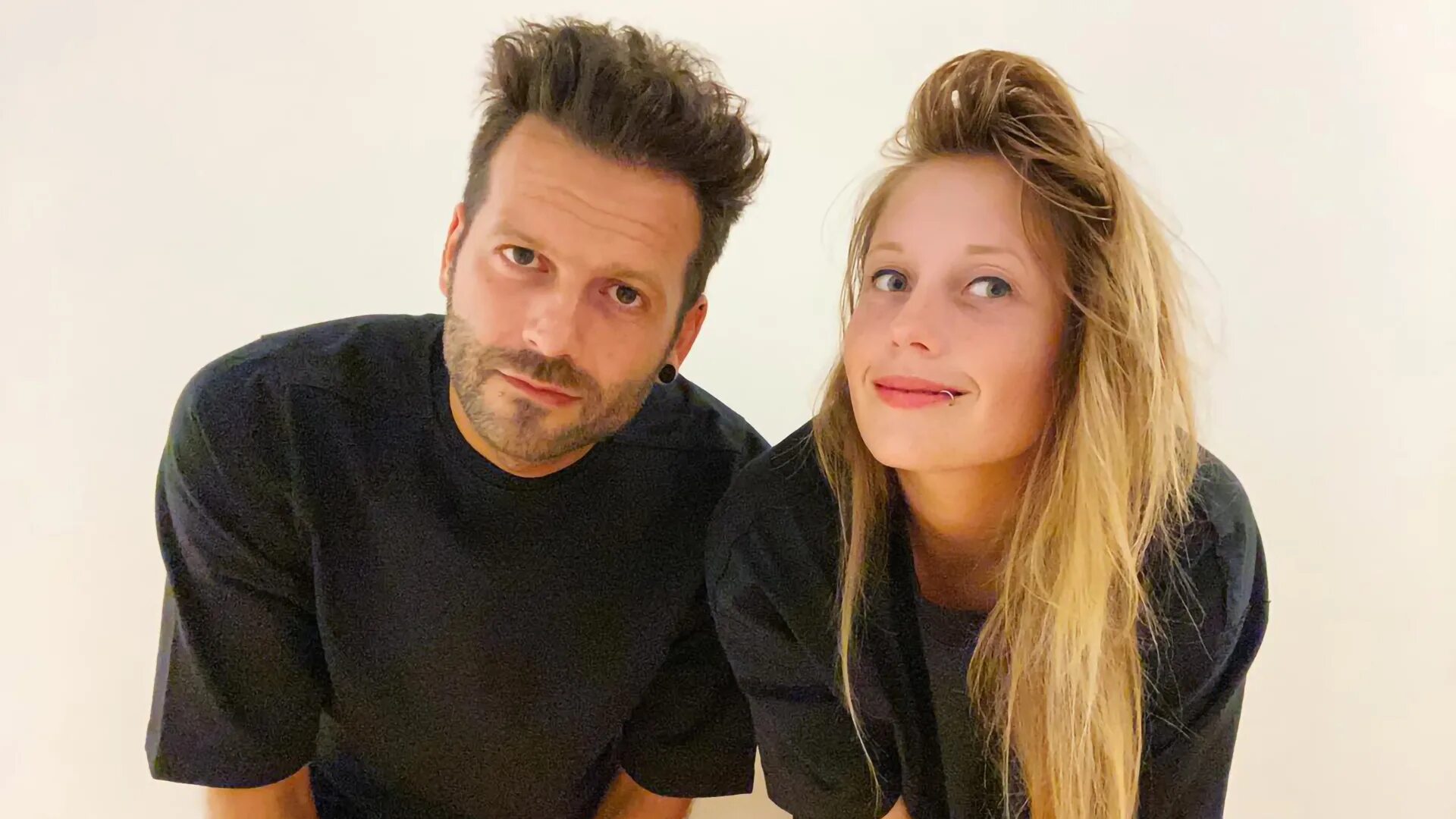 Charlotte de witte age. Enrico sangiuliano charlotte de witte. charlotte de witte age of love. charlotte de witte муж. charlotte de witte b2b enrico sangiuliano - the age of love.