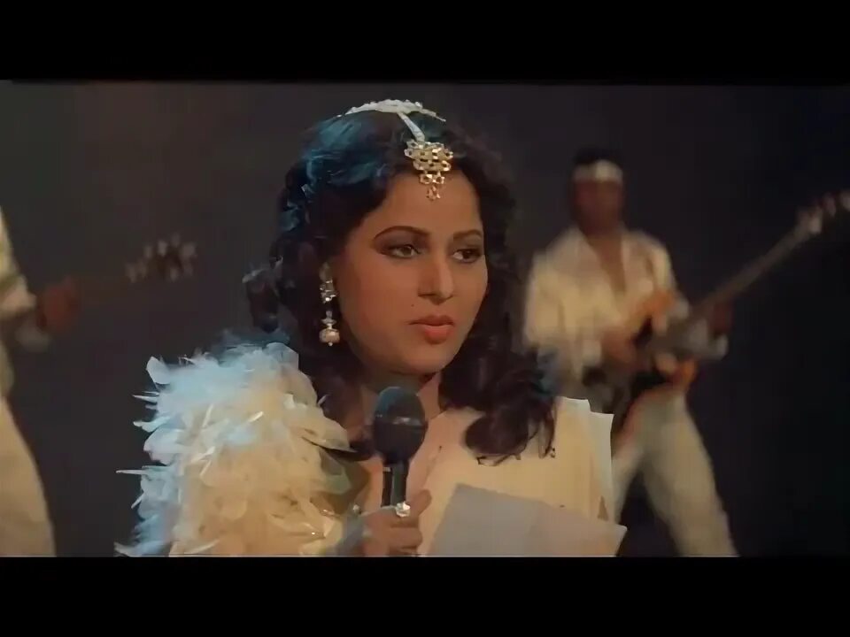 Митхун чакраборти танцуй танцуй. Disco dancer 1982. Ромео танцуй танцуй. Индийские музыкальные диски. Данс данс митхун чакраборти.