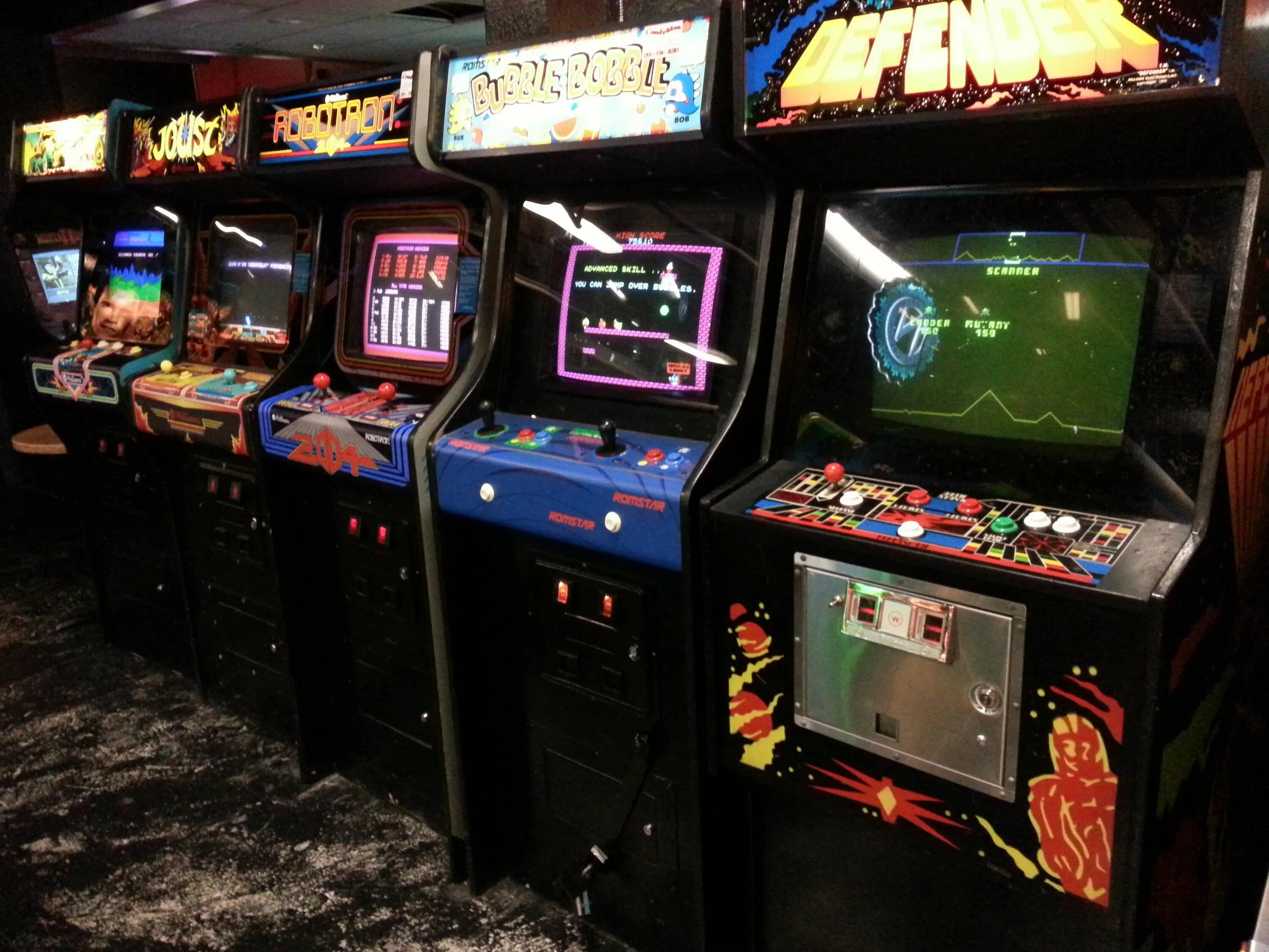 Старые игровые автоматы play old slots fun. Игровой автомат Атари. Arcade 80s. Игровые автоматы 80х годов Америка.