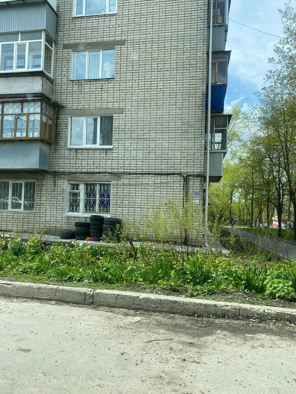 Ульяновск городской сайт. Городской год Ульяновск. Новости Ульяновска 73. Старая майна Ульяновск как выглядит дом на Калинина 83 а возле 2 школы.