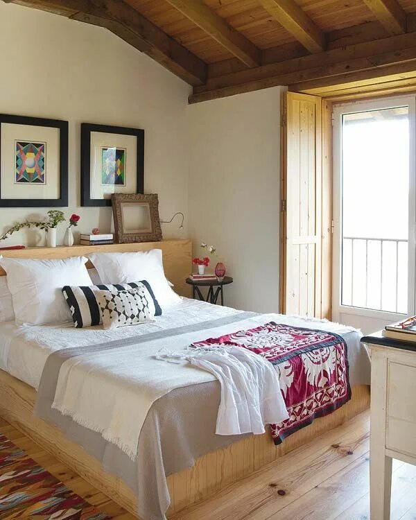 Ll room