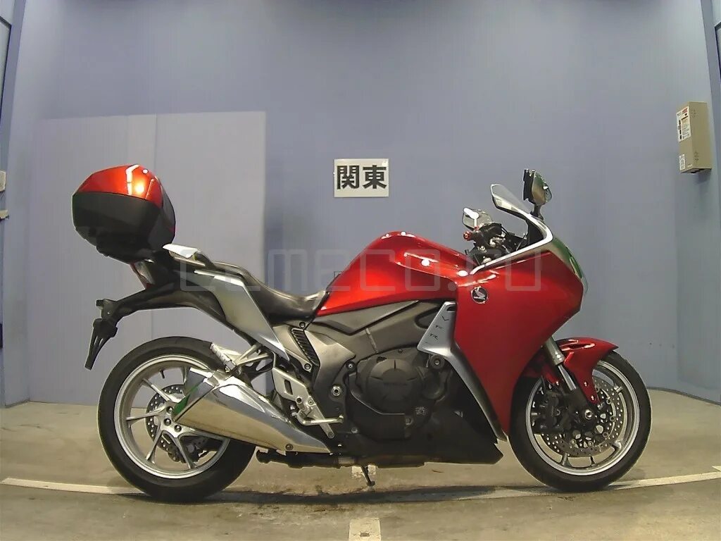 Honda vfr1200f. Хонда ВФР 1200 Ф. Мотоцикл Хонда ВФР 1200ф. Хонда ВФР 1200ф 2011. Хонда 1200 купить