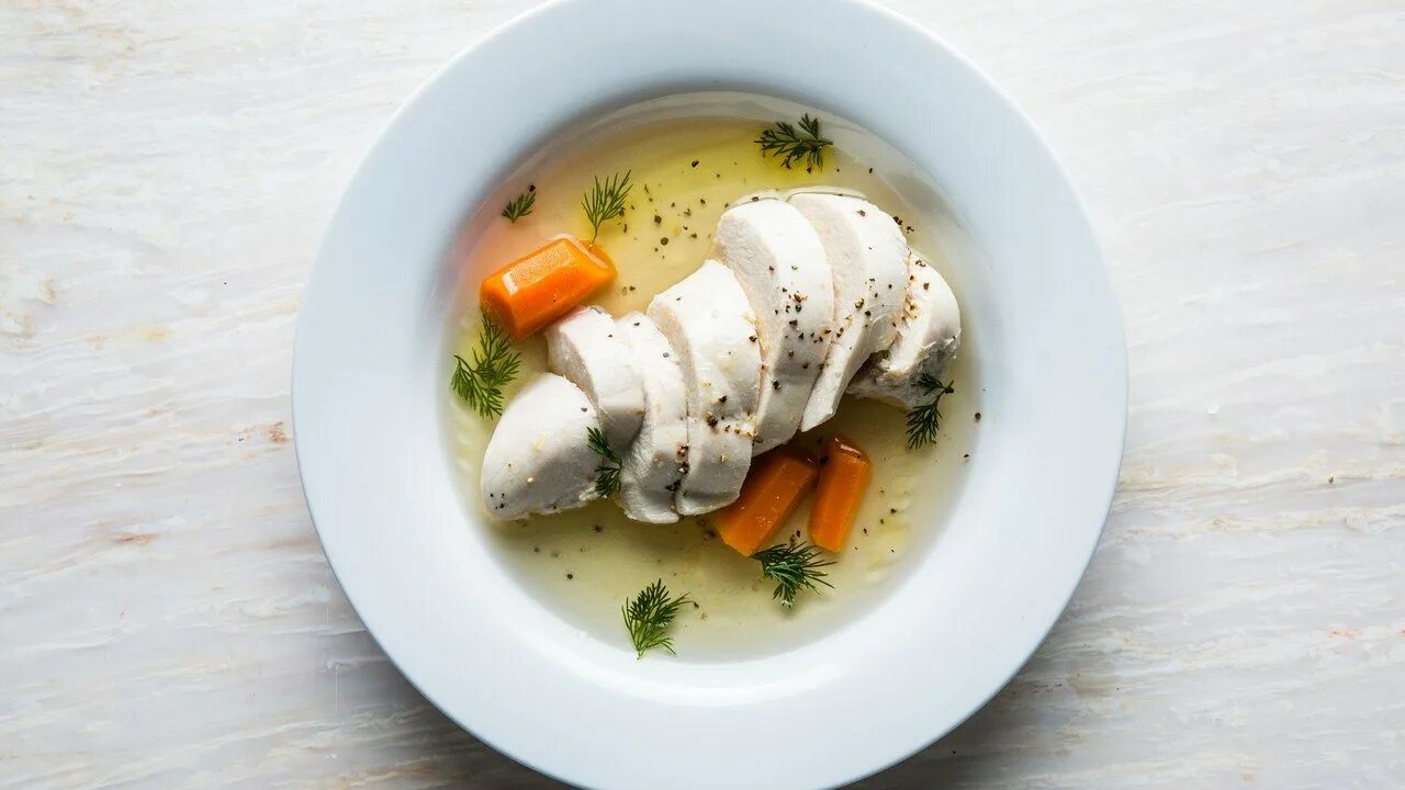 Филе из кур фаршированное. Poached chicken. Poached chicken. Poached chicken перевод. Посикунчики пермская кухня.