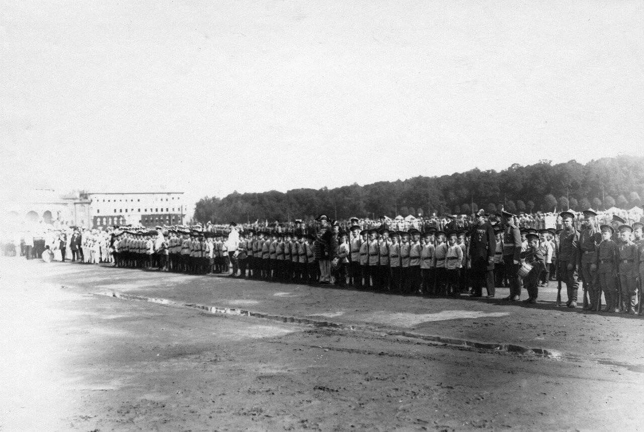 Инициатор первых потешных пожарных отрядов 1910. Смотр потешных 1912. смотры «потешных» на марсовом поле. 1911-1912. 31 августа 1912 г. потешные войска железнодорожные. 31 августа 1912 г. потешные смотр смоленск.