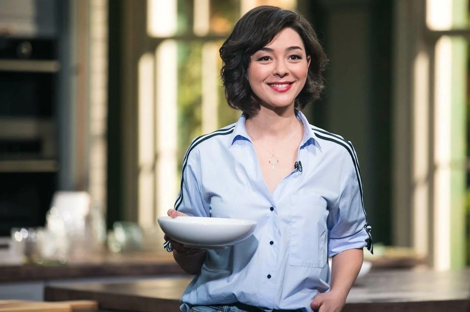 Марина кравец фото. Марина кравец cosmopolitan. Марина кравец. Марина кравец 2017. Марина кравец красавица.