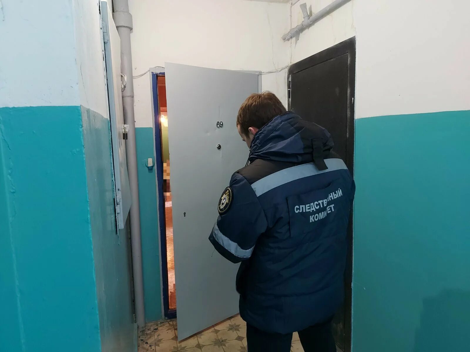 Тело пролежало в квартире. Нашли мертвым в ванной. Нашли мертвым в ванной. Нашли мертвым в ванной. Нашли мертвым в ванной.