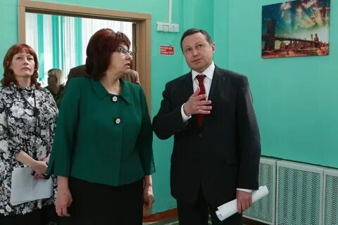 Школы г красноярска директор