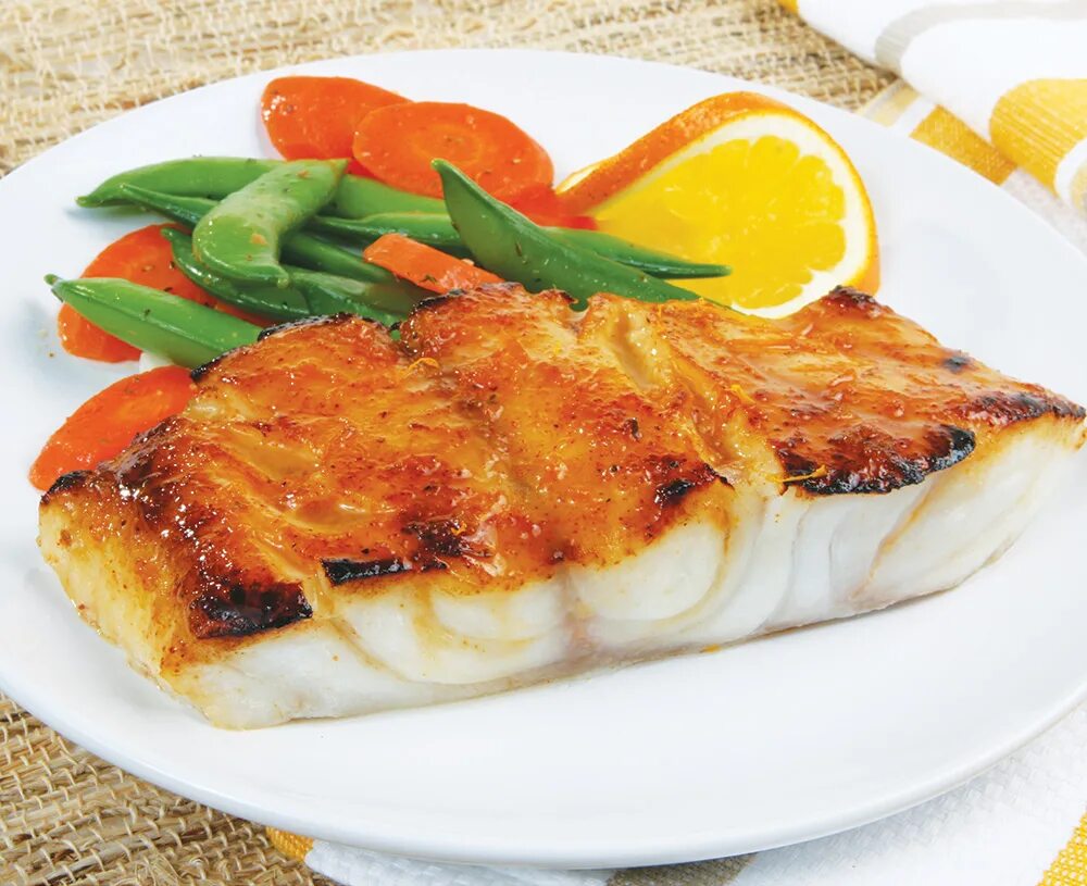 Филе рыбы пангасиус. Морской окунь жареный. Рецепт морской рыбы на сковороде. Рецепт морской рыбы на сковороде. Дорадо рыба жареная.