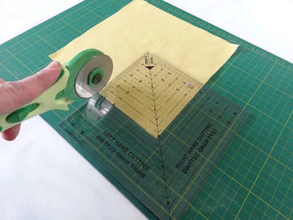 Как пользоваться линейкой для пэчворка. Gamma линейка для пэчворка qrl-05 15 x 60 см. Sew easy линейка для пэчворка. 5см aurora. Как пользоваться линейкой для пэчворка.