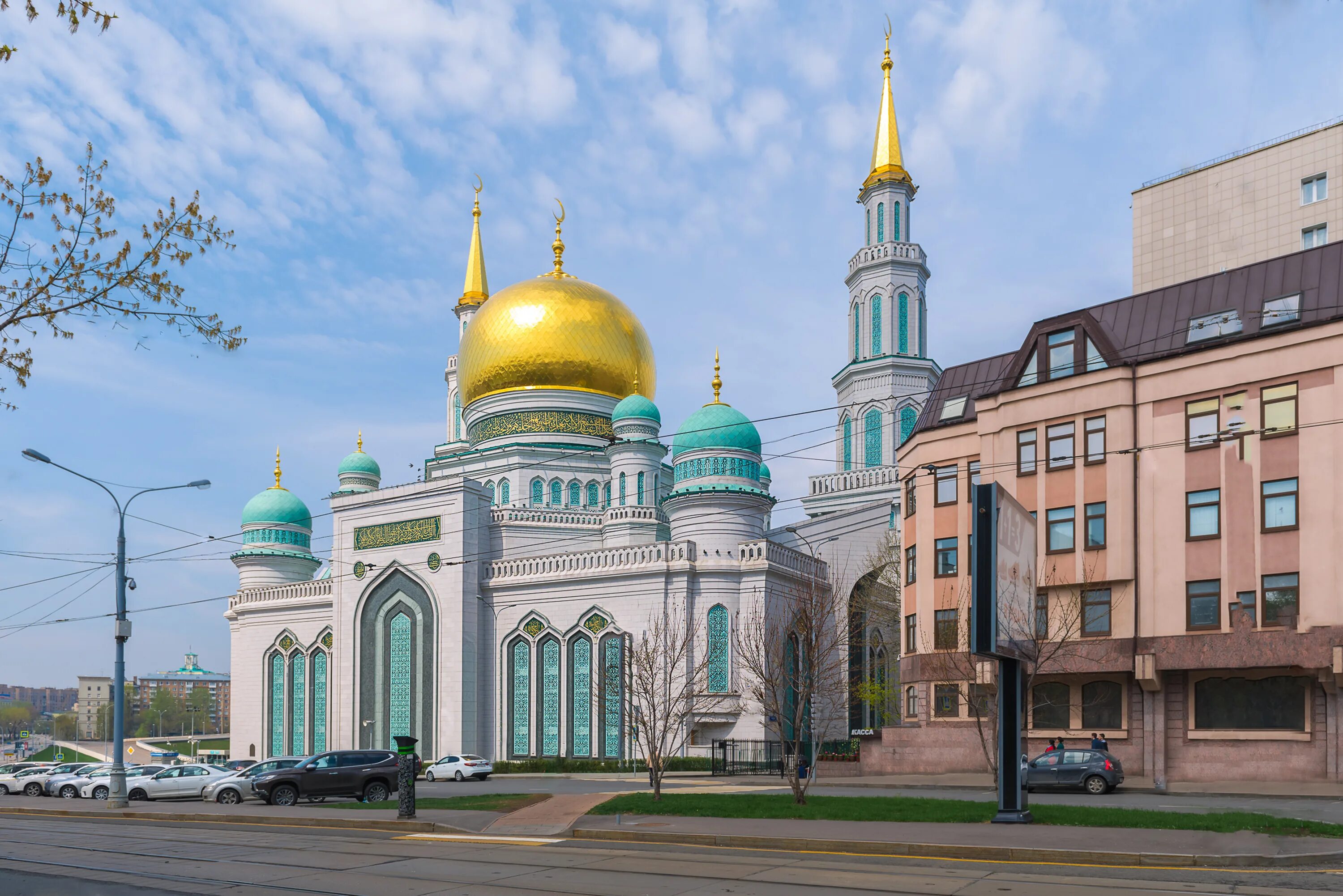 В москве есть мечеть. Мечеть Московская Соборная мечеть. Соборная мечеть Орск.