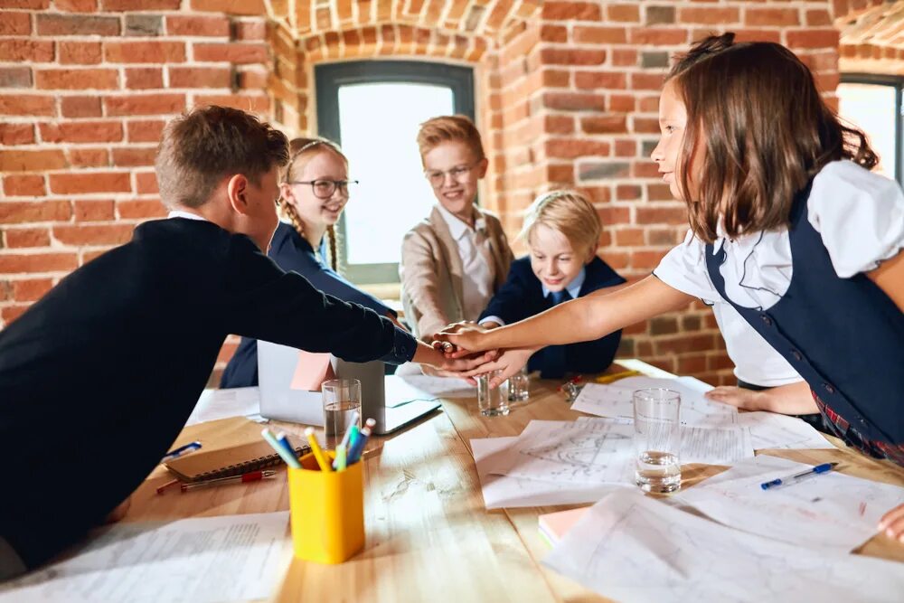 Start up план. красивый для конкурса стартапов фон. бизнес идеи. идеи для стартапа. школа стартапа.