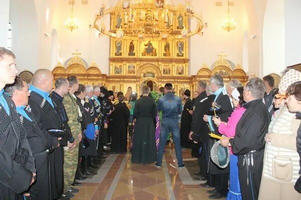 Крестный ход на корабле. Открыли новый храм. Церковь в зорино курск. Новый храм в тушино. Мариинский храм.