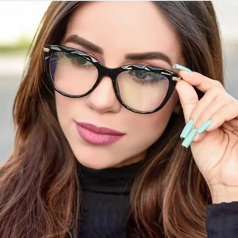 Makeup for Girls with Glasses! - Friends Corner - Discussion & Sharing Forum Gla