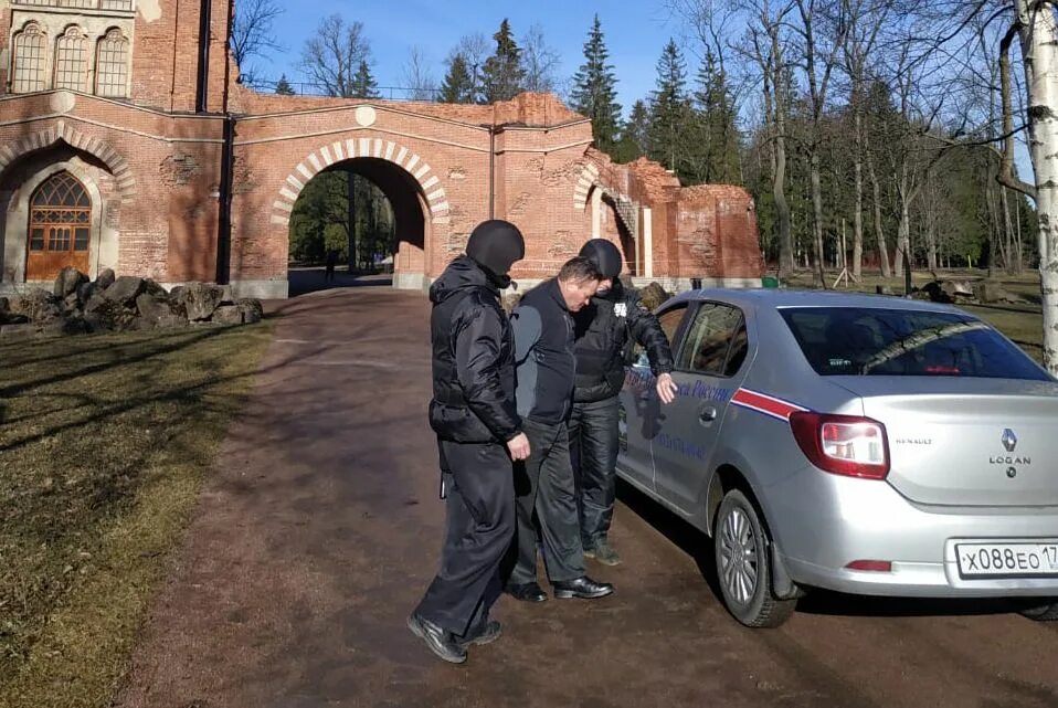 Филиал западный г санкт петербурга. Транспортное КПП охраны. УВО Минтранса России в Шереметьево. Контрольно пропускной пункт транспортный. Мицубиси УВО.