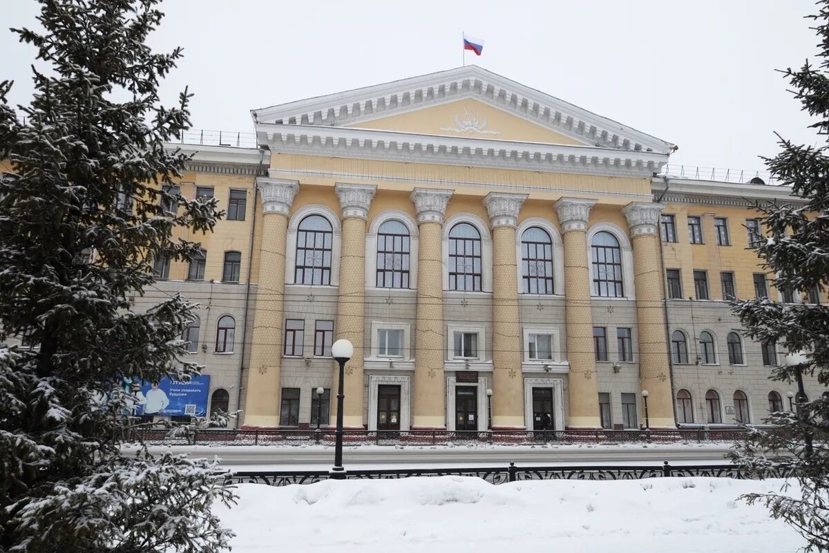 ТУСУР Томск. ТУСУР Томск в СССР. ТУСУР Томск внутри. ТУСУР Томск фото. Сайт тусур томск