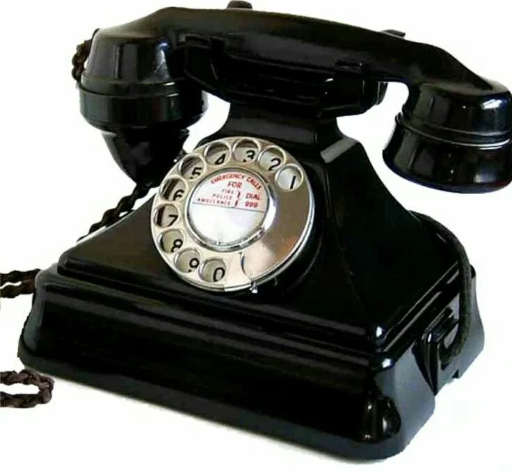 Старый телефон. Старинный телефонный аппарат. Бакелитовый телефонный аппарат. Ретро телефон. Где найти старый телефон